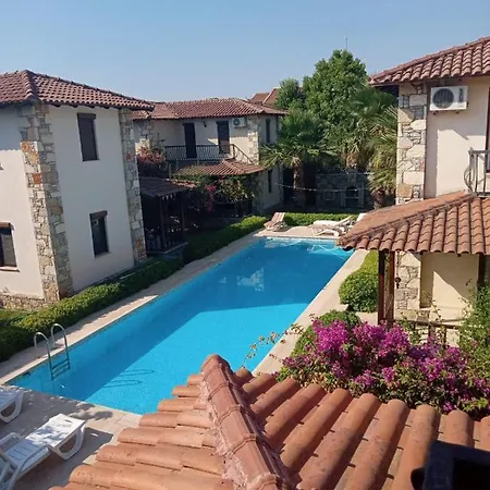 Hotel Oliva Houses1 4*