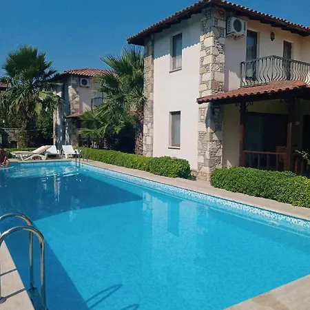 Hotel Oliva Houses1